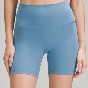 lulu bike shorts